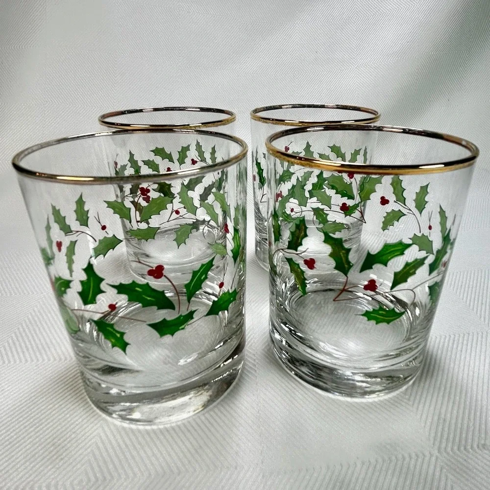 Lenox holly berry